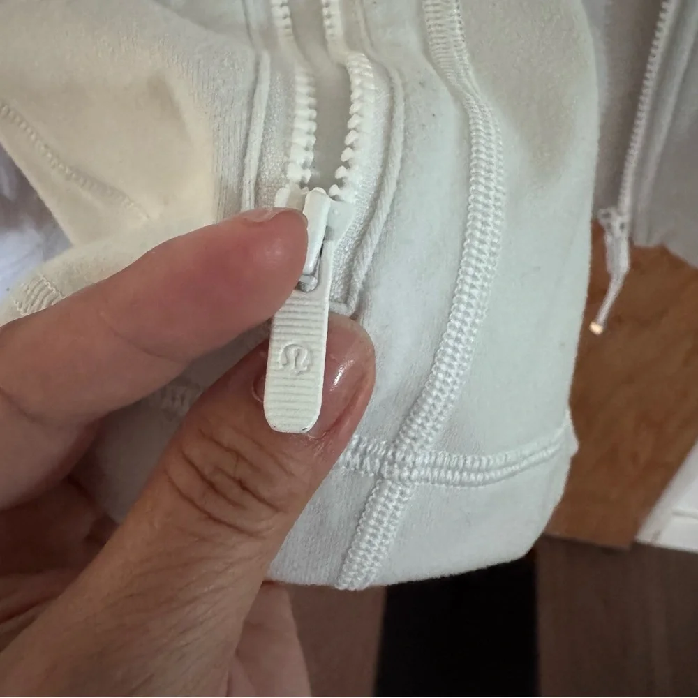 lululemon athletica good material